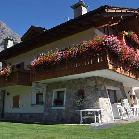 瓦尔迪登特罗Chalet Bormio Stelvio别墅 外观 照片