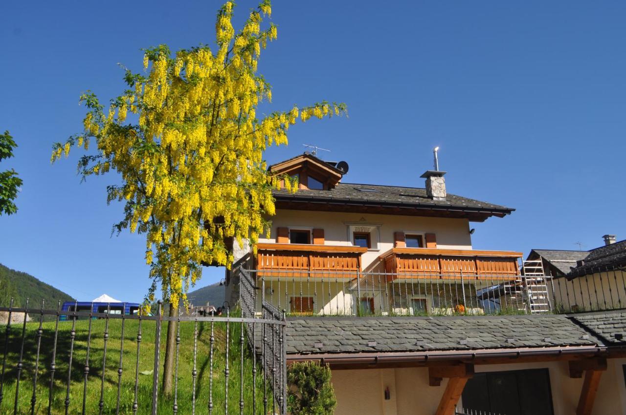 瓦尔迪登特罗Chalet Bormio Stelvio别墅 外观 照片