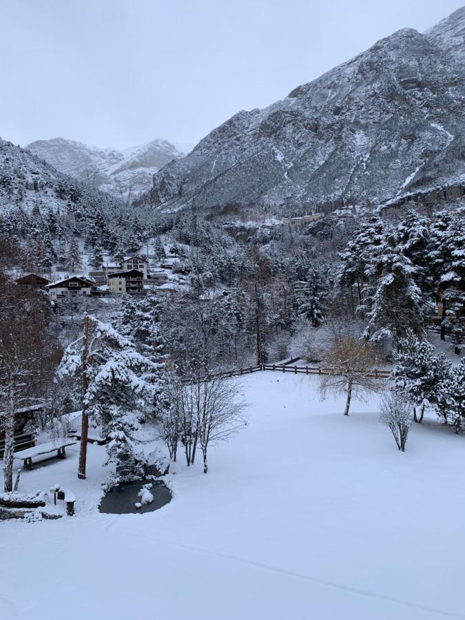 瓦尔迪登特罗Chalet Bormio Stelvio别墅 外观 照片